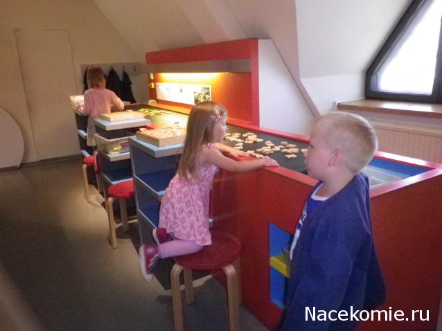 Куклы в народных костюмах №79 Кукла в финском женском костюме