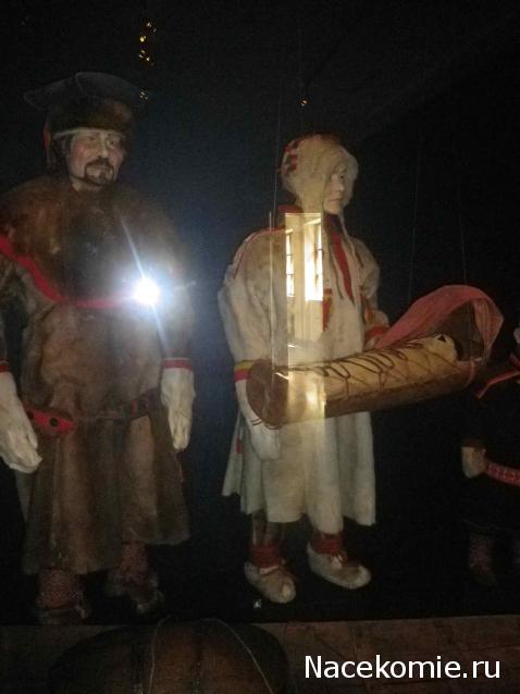 Куклы в народных костюмах №79 Кукла в финском женском костюме