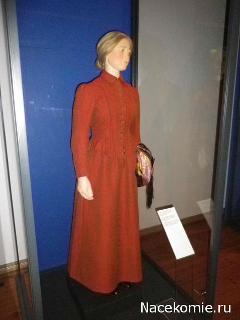 Куклы в народных костюмах №79 Кукла в финском женском костюме