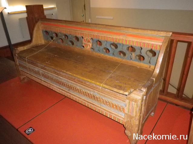 Куклы в народных костюмах №79 Кукла в финском женском костюме