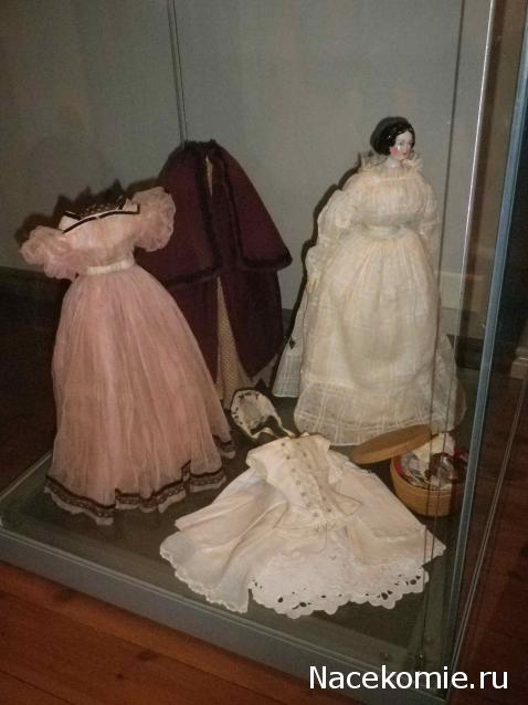 Куклы в народных костюмах №79 Кукла в финском женском костюме