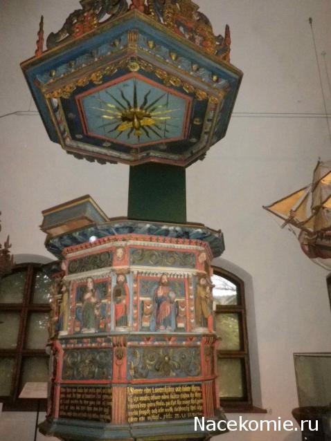 Куклы в народных костюмах №79 Кукла в финском женском костюме