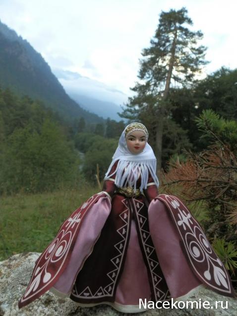 Куклы в народных костюмах №3 Кукла в карачаевском праздничном костюме