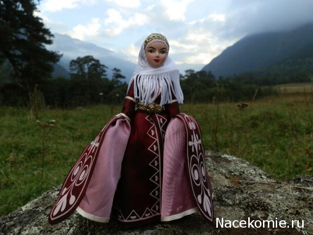 Куклы в народных костюмах №3 Кукла в карачаевском праздничном костюме