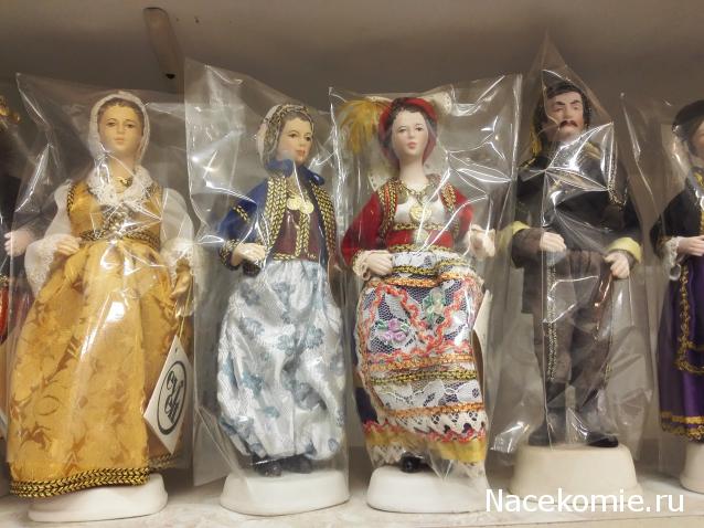 Куклы в этнических костюмах