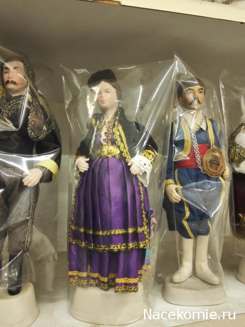 Куклы в этнических костюмах