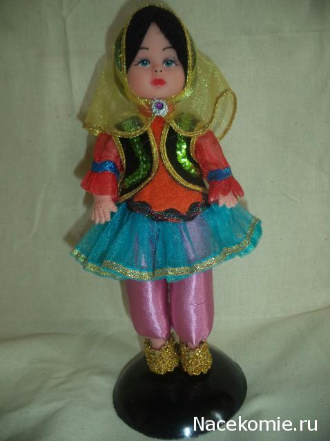 Куклы в этнических костюмах