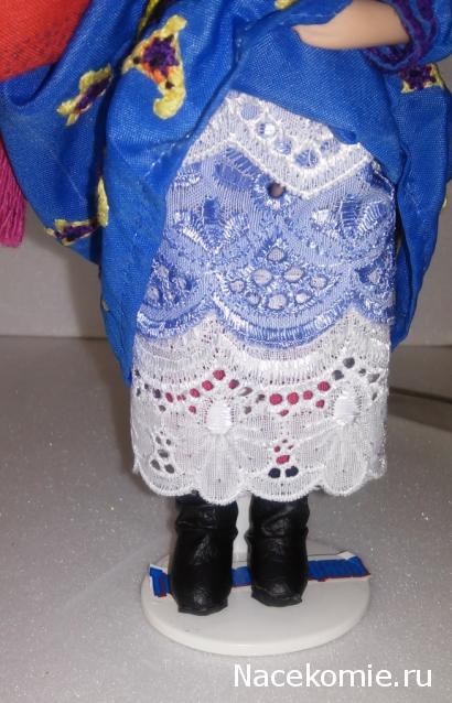 Куклы в народных костюмах №37 Кукла в девичьем костюме старообрядцев-"поляков" Томской губернии
