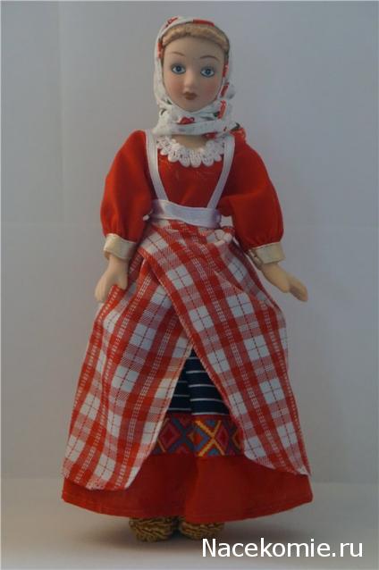 Куклы в народных костюмах №61 Кукла в жатвенном костюме Олонецкой губернии