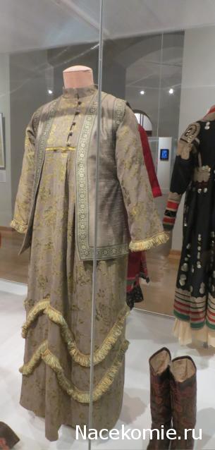 Куклы в народных костюмах №31 Кукла в татарском свадебном костюме