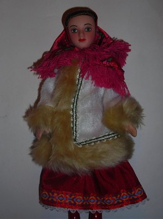 Куклы в народных костюмах №1 Кукла в зимнем костюме Московской губернии