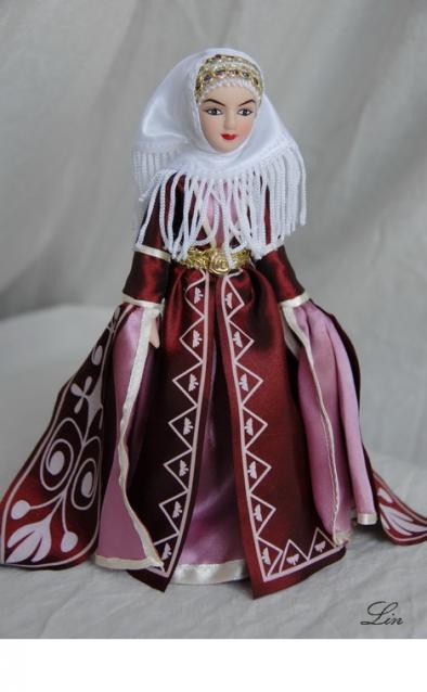 Куклы в народных костюмах №3 Кукла в карачаевском праздничном костюме