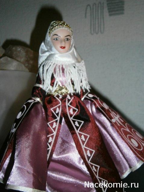 Куклы в народных костюмах №3 Кукла в карачаевском праздничном костюме