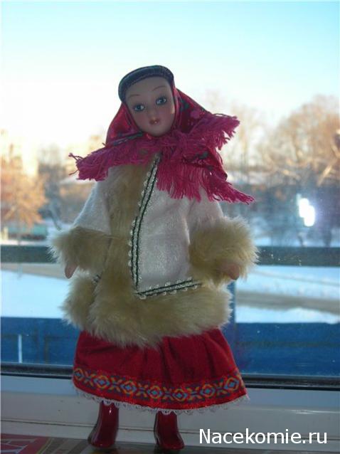 Куклы в народных костюмах №1 Кукла в зимнем костюме Московской губернии