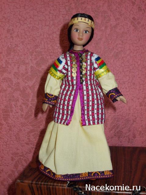 Куклы в народных костюмах №80 Кукла в праздничном костюме некрасовской казачки