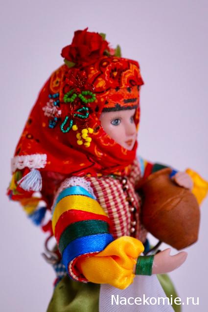 Куклы в народных костюмах №80 Кукла в праздничном костюме некрасовской казачки