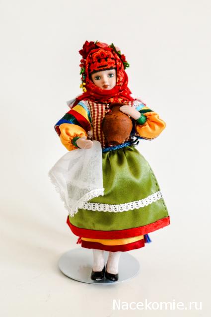 Куклы в народных костюмах №80 Кукла в праздничном костюме некрасовской казачки