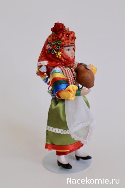 Куклы в народных костюмах №80 Кукла в праздничном костюме некрасовской казачки