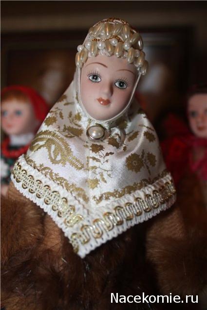 Куклы в народных костюмах №5 Кукла в зимнем костюме Архангельской губернии