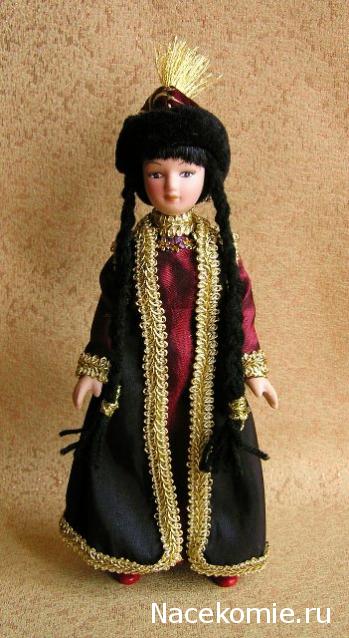 Куклы в народных костюмах №7 Кукла в калмыцком праздничном костюме