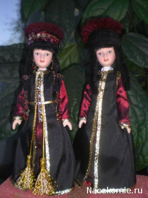 Куклы в народных костюмах №7 Кукла в калмыцком праздничном костюме