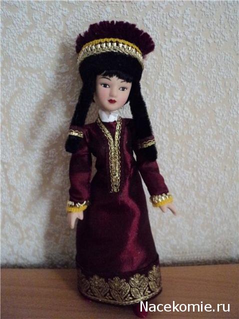 Куклы в народных костюмах №7 Кукла в калмыцком праздничном костюме