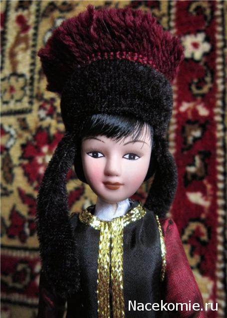 Куклы в народных костюмах №7 Кукла в калмыцком праздничном костюме