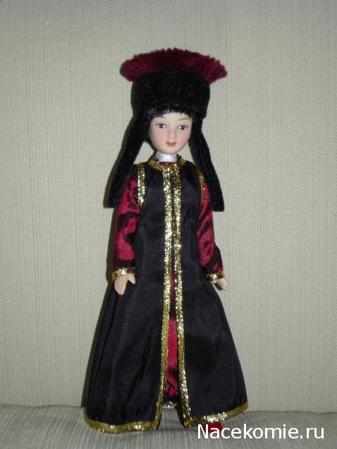 Куклы в народных костюмах №7 Кукла в калмыцком праздничном костюме