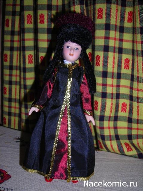 Куклы в народных костюмах №7 Кукла в калмыцком праздничном костюме