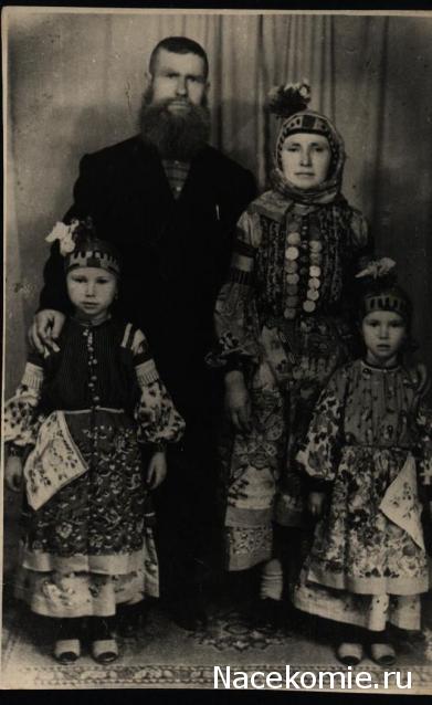 Куклы в народных костюмах №80 Кукла в праздничном костюме некрасовской казачки