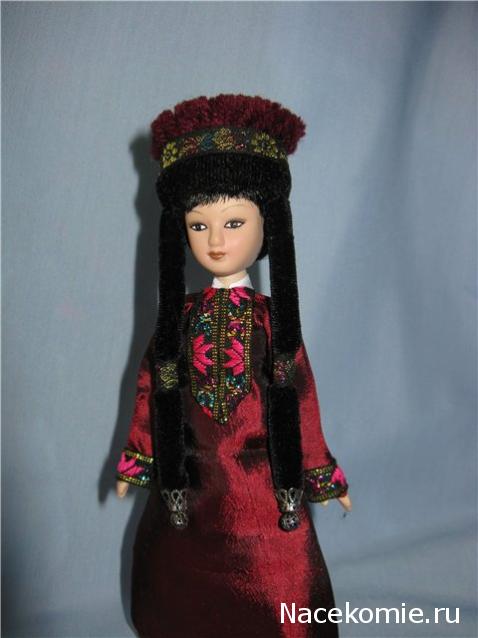 Куклы в народных костюмах №7 Кукла в калмыцком праздничном костюме