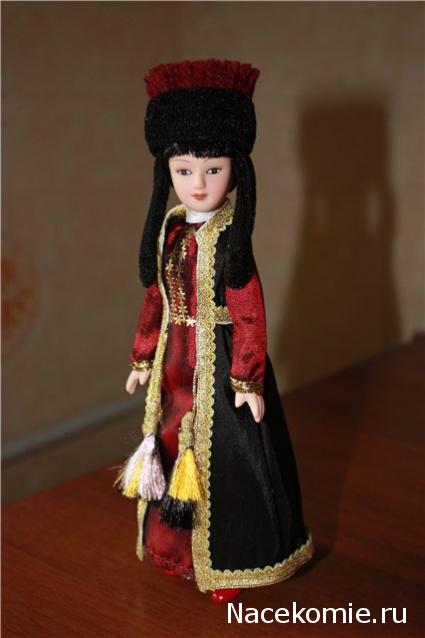 Куклы в народных костюмах №7 Кукла в калмыцком праздничном костюме