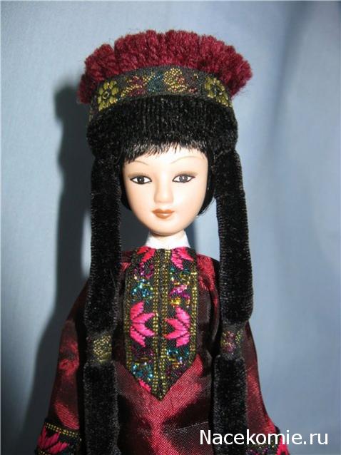 Куклы в народных костюмах №7 Кукла в калмыцком праздничном костюме