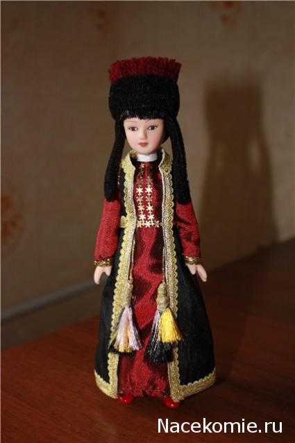 Куклы в народных костюмах №7 Кукла в калмыцком праздничном костюме