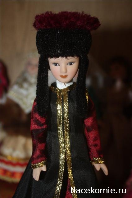Куклы в народных костюмах №7 Кукла в калмыцком праздничном костюме