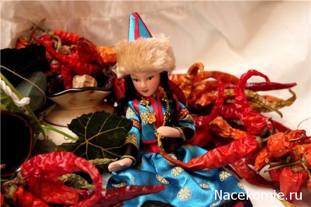 Куклы в народных костюмах №11 Кукла в бурятском женском костюме