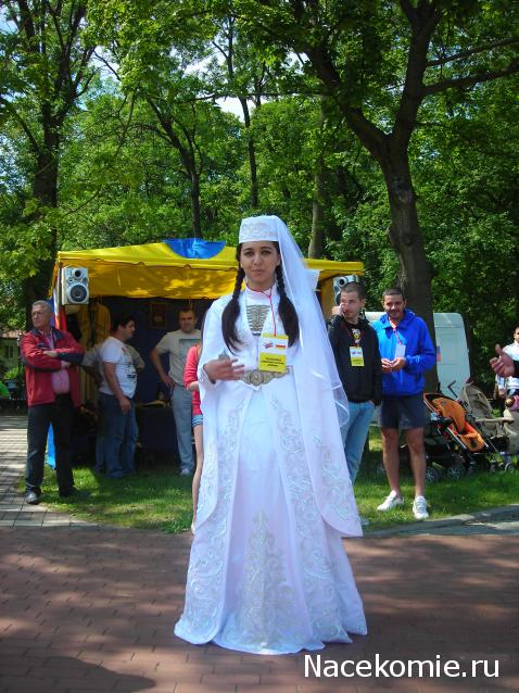 Куклы в народных костюмах №15 Кукла в осетинском девичьем костюме