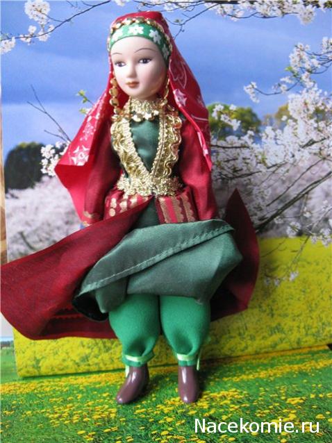 Куклы в народных костюмах №19 Кукла в башкирском праздничном костюме