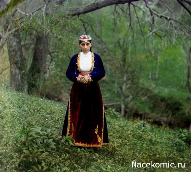 Куклы в народных костюмах №20 Кукла в армянском праздничном костюме
