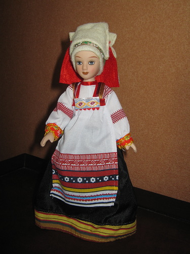 Куклы в народных костюмах №38 Кукла в праздничном костюме Курской губернии