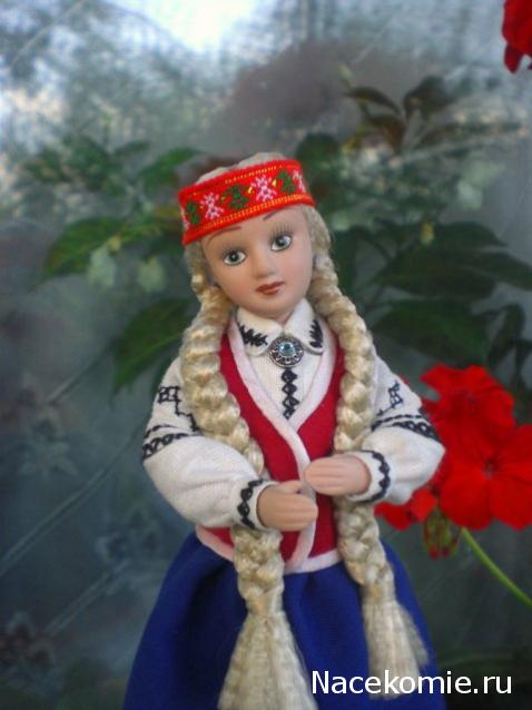 Куклы в народных костюмах №36 Кукла в латышском праздничном костюме
