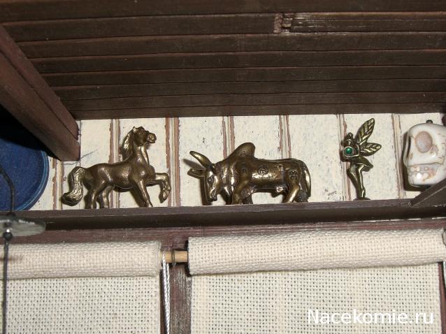 daffodil - Румбокс в бордовых тонах