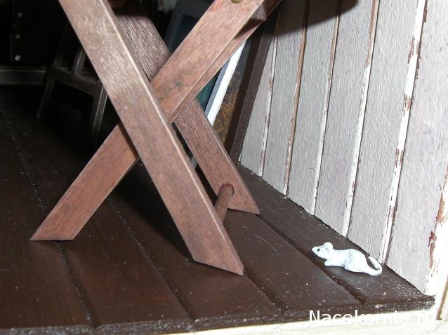 daffodil - Румбокс в бордовых тонах