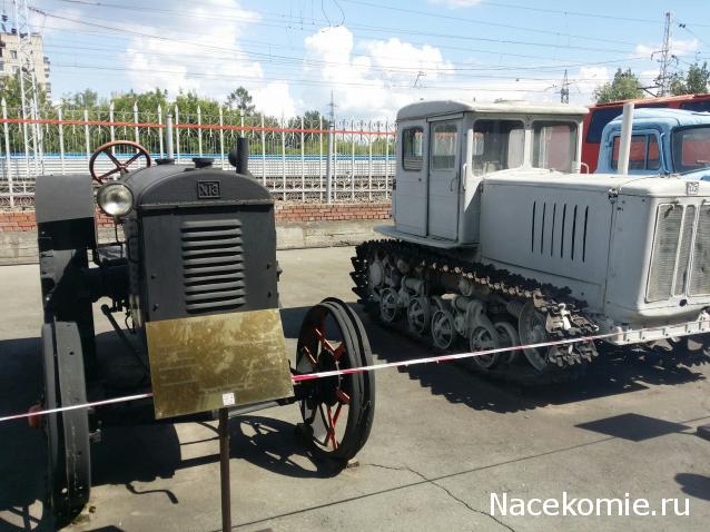 Тракторные музеи/выставки/памятники