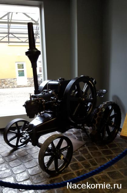 Тракторные музеи/выставки/памятники