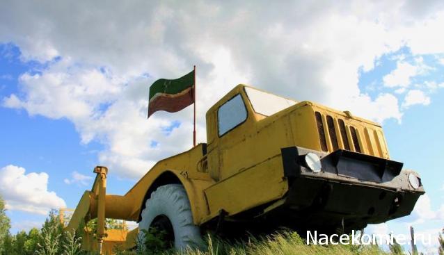 Тракторные музеи/выставки/памятники