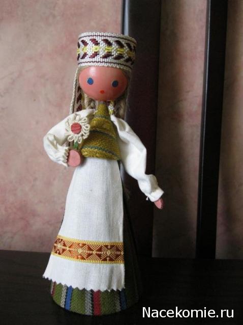 Куклы в народных костюмах №44 Кукла в литовском девичьем костюме