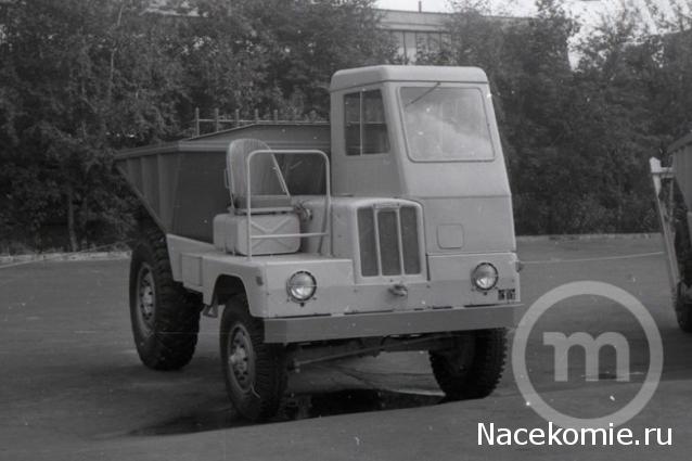 Тракторы №68 - DUTRA DR-50D