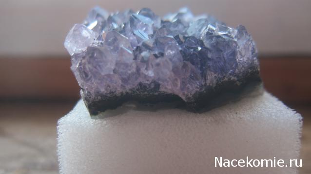 Минералы Подземные Богатства №1 - Аметист