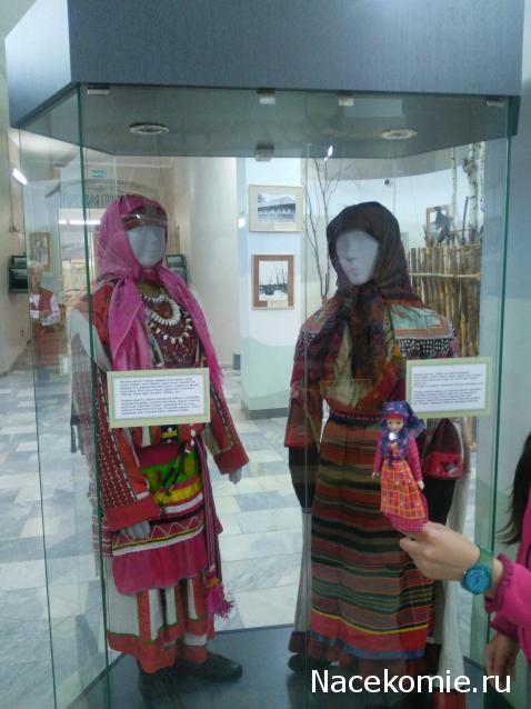 Куклы в народных костюмах №65 Кукла в удмуртском женском костюме